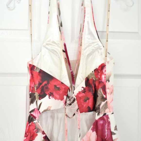 Faviana Glamour S10278 - Size 2 A Line, Sleeveless - Picture 5 of 7